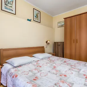Rina Apartament Medveja