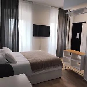 Agostini - Self Check-in - Free Gated Parking On Site Rijeka